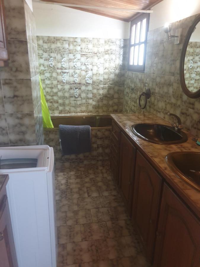 Maison De Village De 98 M2 Typiquement Provencale Pierrevert Εξωτερικό φωτογραφία